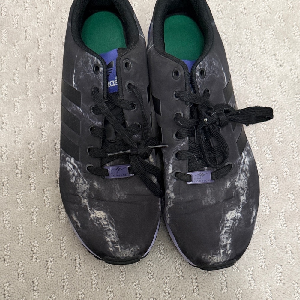 Adidas Men's Black and Gray Sneakers
